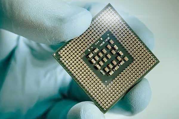 在芯片制造中，激光切割機(jī)扮演的角色是什么？(圖2)