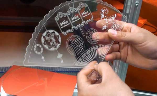 激光模切機(jī)跟激光切割機(jī)是同一種設(shè)備嗎？