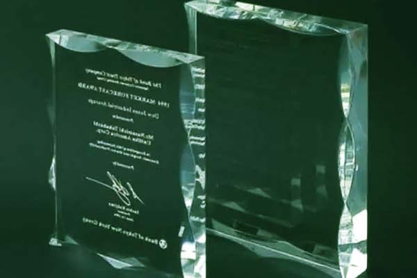 紫外激光打標(biāo)機(jī)可以打玻璃嗎？