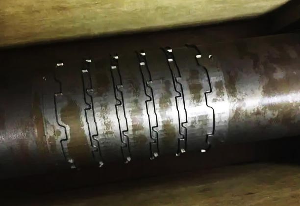 滾刀模切機跟激光模切機怎么選？（他們分別有什么優(yōu)勢）(圖1)