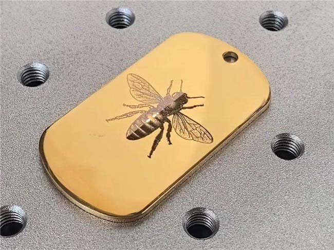 激光打標(biāo)機(jī)與激光鐳雕機(jī)：同根異名，技術(shù)精髓共探(圖2)